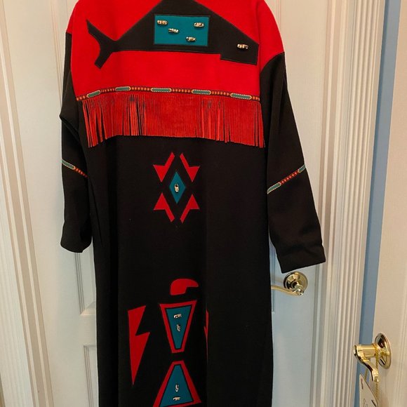 Western Style Overcoat - Picture 3 of 5